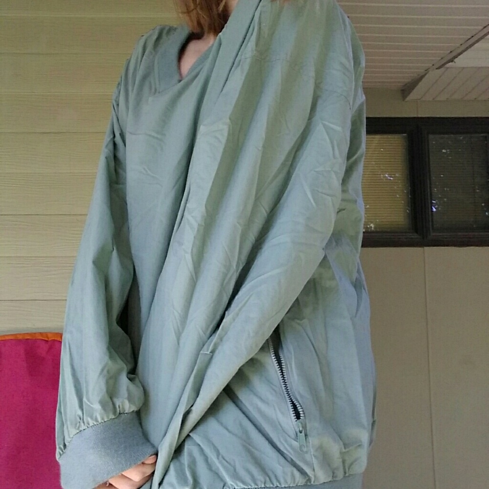 Izod pullover - Picture 2 of 5